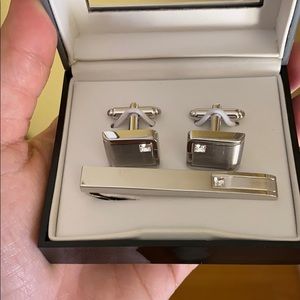 NWOT Geoffrey Been Cufflinks & Tie Clip set